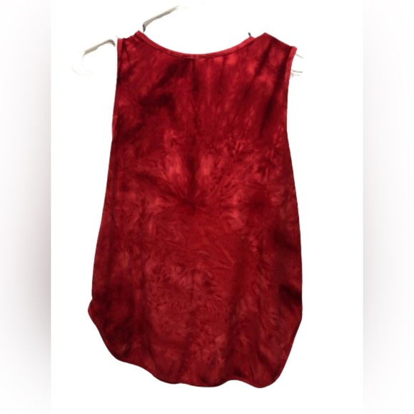 Sami & Jo Red sleeveless top, beaded embellishment. - Picture 2 of 4